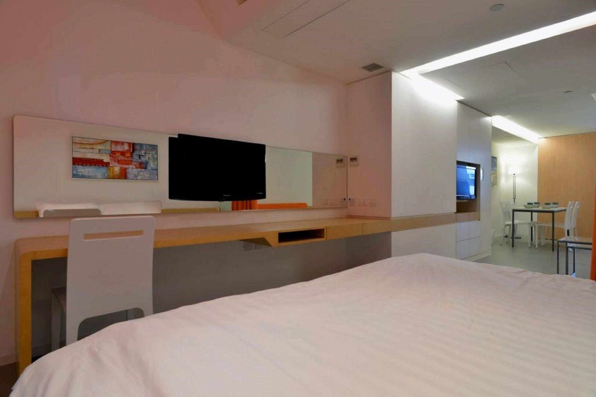 60 West Hotel Hong Kong Exterior photo